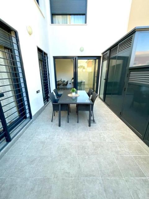 Gatu Premium Alma Marinera, Preferente Mayores De 25 Anos Y Familias Cadiz Ngoại thất bức ảnh