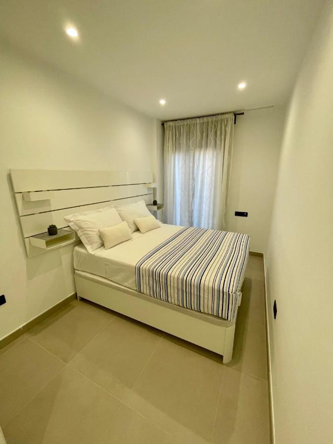 Gatu Premium Alma Marinera, Preferente Mayores De 25 Anos Y Familias Cadiz Ngoại thất bức ảnh